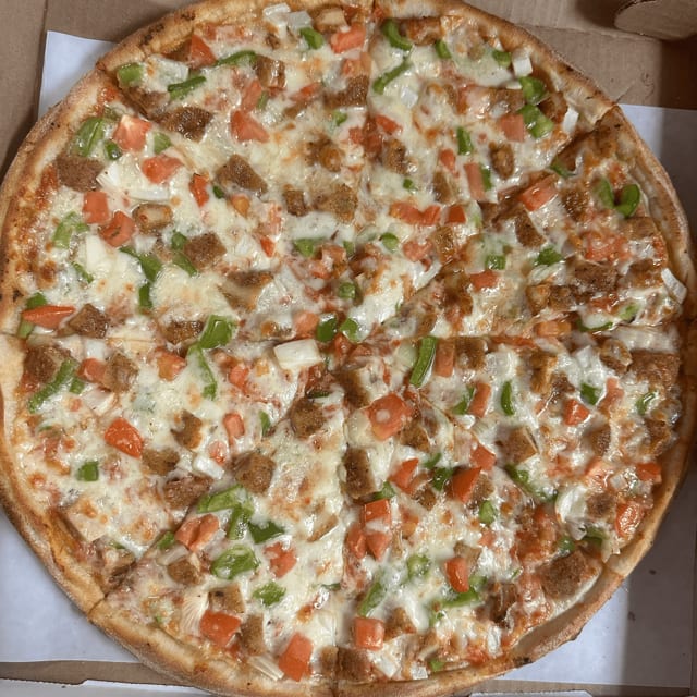 Chicken Italiano Pizza.